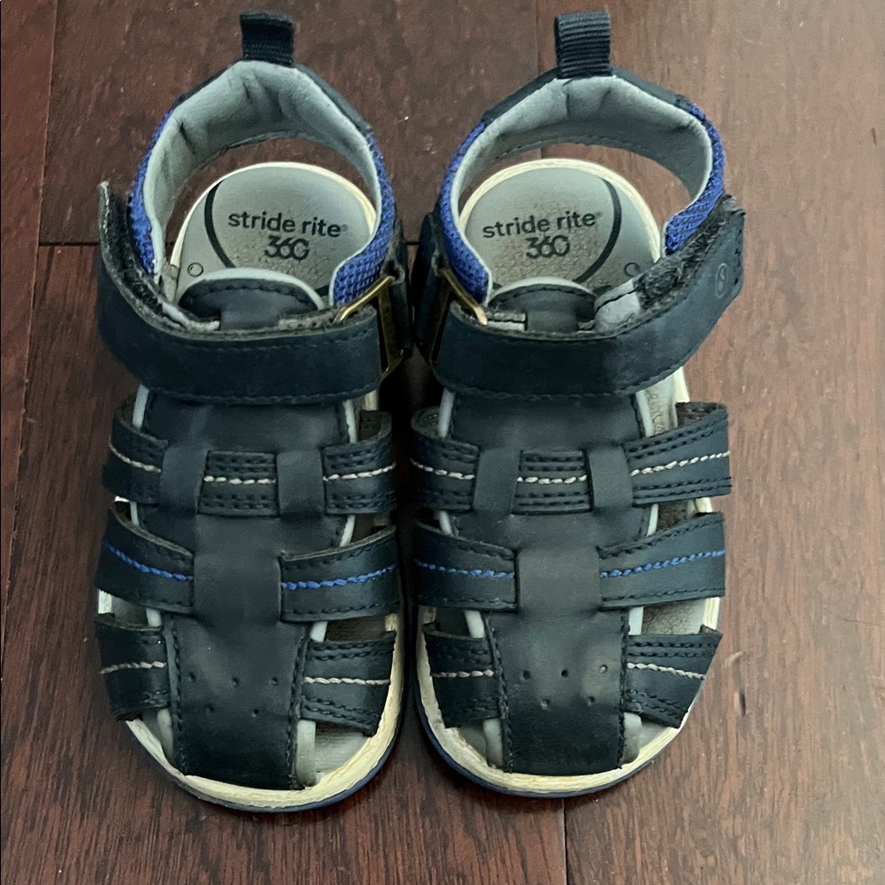 Stride Rite Black and Blue Closed-Toe Kids Sandals